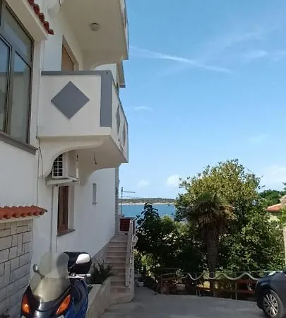 Apartment Dexi Rab