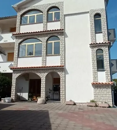 Apartment Dexi Rab Banjol