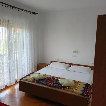 Dexi Rab Apartment